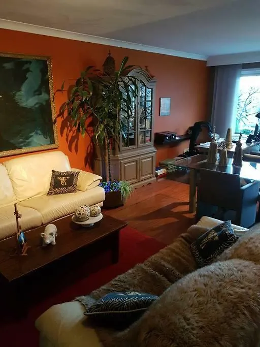 ホームステイ ホテルComfortable And Cozy Place アントウェルペン